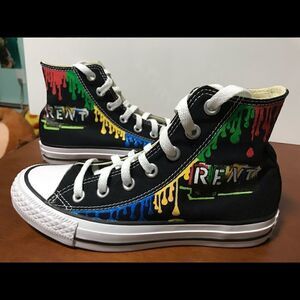 🔹Hand Painted RENT Converse Women’s Size 5